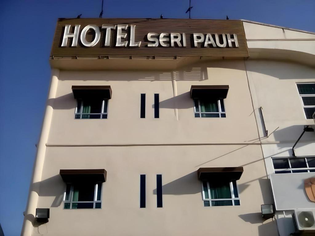 Hotel Seri Pauh Τζωρτζ Τάουν Εξωτερικό φωτογραφία