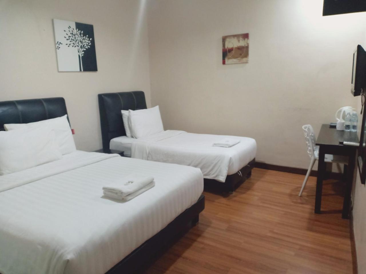 Hotel Seri Pauh Τζωρτζ Τάουν Εξωτερικό φωτογραφία